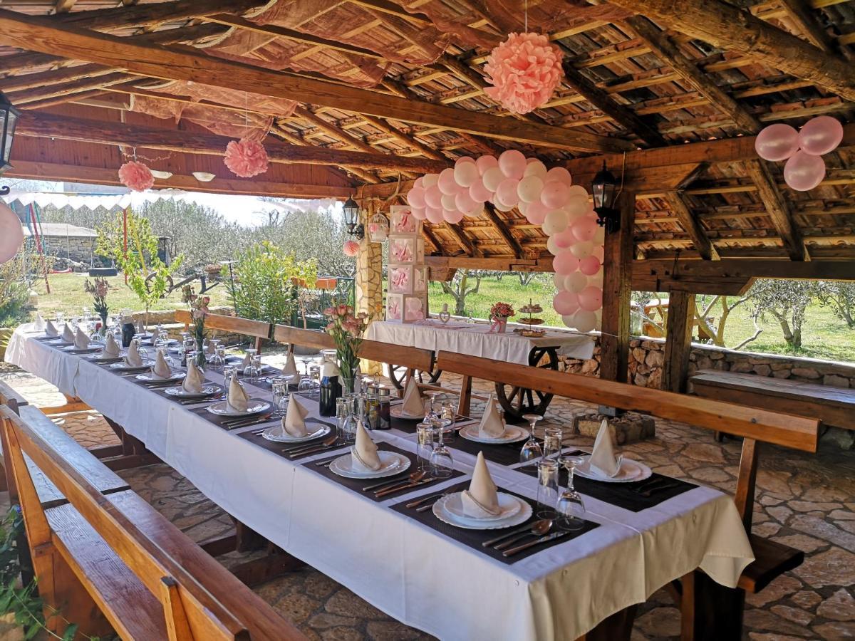 Country House Peace Drinovci ภายนอก รูปภาพ